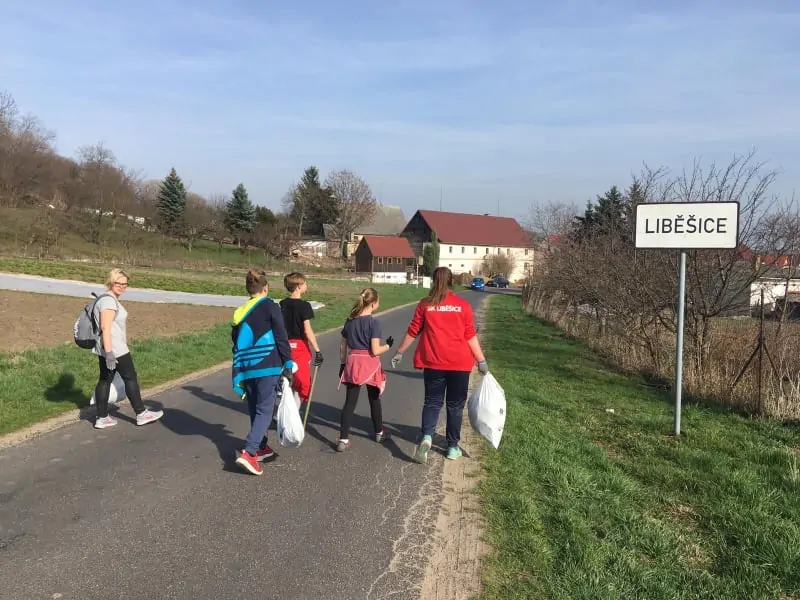 SKL Pomáhal uklidit Česko